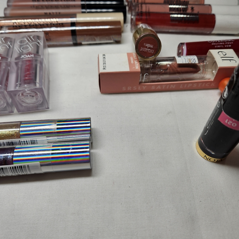 NIB Makeup Revolution Concealer Collection - Assorted Shades Almay - Picture 7 of 7